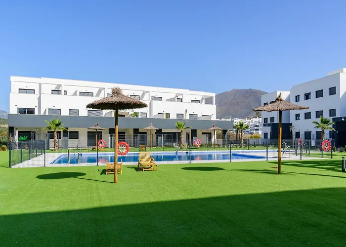 Sea Views Апартаменты